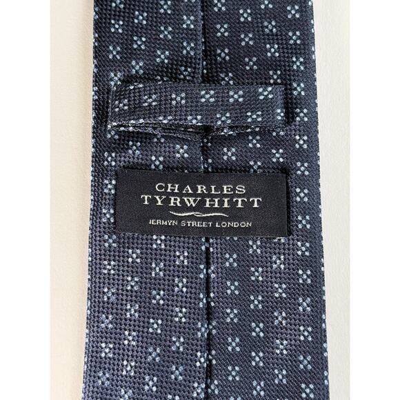 CHARLES TYRWHITT Men's 100% Silk Necktie Designer Blue with Light Blue Dots EUC - Picture 6 of 6